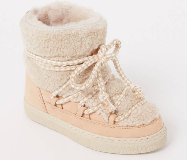 Inuikii Enkellaarsje met details van suè, de en leer