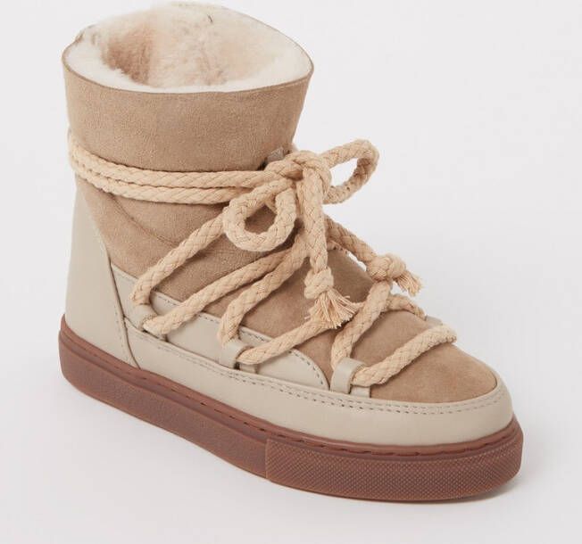 Inuikii Enkellaarsje met details van suè, de en leer