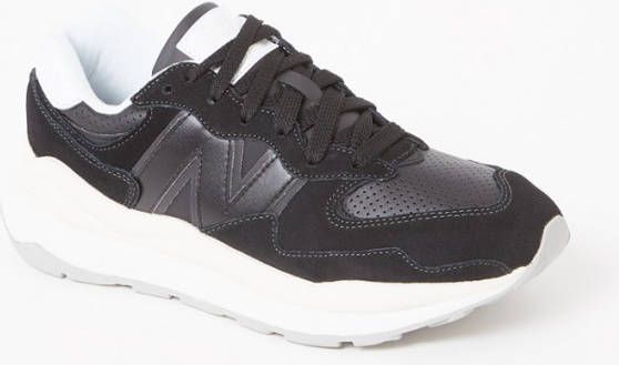 New Balance 57/40 sneaker met leren en su&#xE8, de details