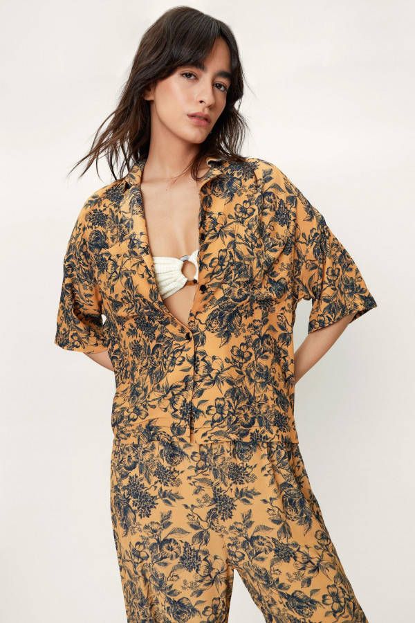 boohoo Bloemen Cover Up Blouse, Lemon