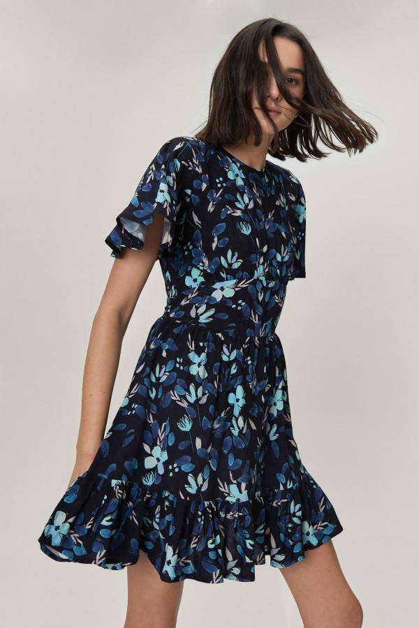 boohoo Bloemen Mini Jurk Met Ceintuur, Blue