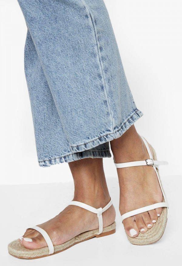 boohoo Brede Espadrille Sandalen Met Dunne Bandjes, White