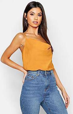 boohoo Hemdje Met Losse Col Nek En Gekruiste Rugbandjes, Mosterd