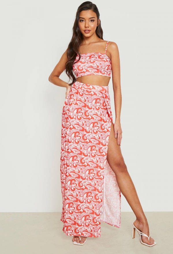 boohoo Crop Top Met Abstracte Print En Maxi Rok Met Hoge Split, Pink