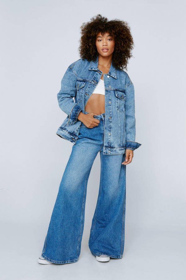 boohoo Duurzame Super Wide Leg Jeans, Mid Blue
