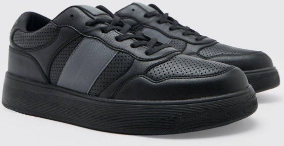 boohoo Geperforeerde Contrasterend Gestreepte Sneakers, Black