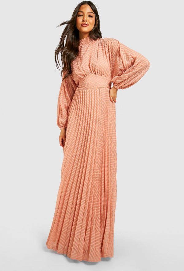 boohoo Geplooide Dobby Mesh Maxi Jurk Met Hoge Hals, Rose
