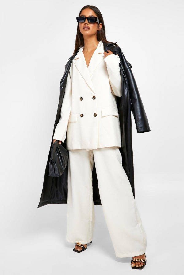 boohoo Getailleerde Premium Wide Leg Broek Met Textuur, Ecru