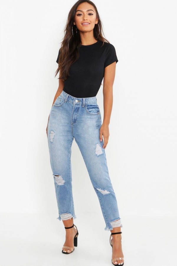 boohoo Petite Spijkerbroek Met Rechte Pijpen En Versleten Zoom, Lichtblauw