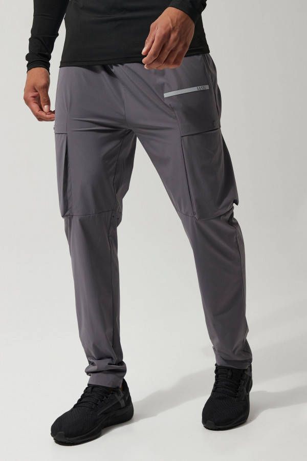 boohoo Man Active Cargo Broek Met Gaten, Charcoal