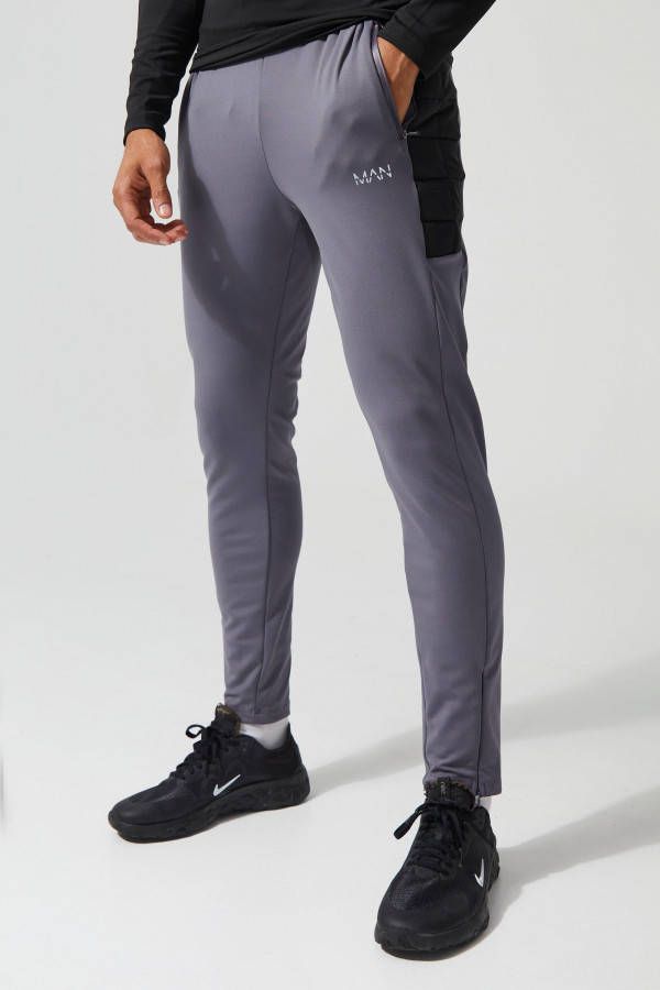 boohoo Man Active Gewatteerde Hybrid Skinny Fit Joggingbroek Met Stiksels, Charcoal