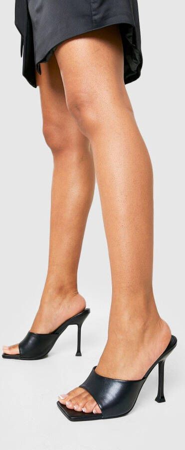boohoo Naaldhakken, Black