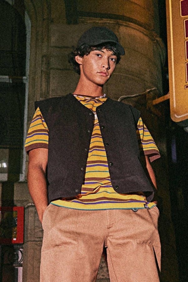 boohoo Official Gestreept T Shirt Met Contrasterende Zoom, Yellow