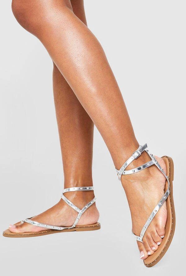 boohoo Sandalen Met Studs En Teenstop, Silver