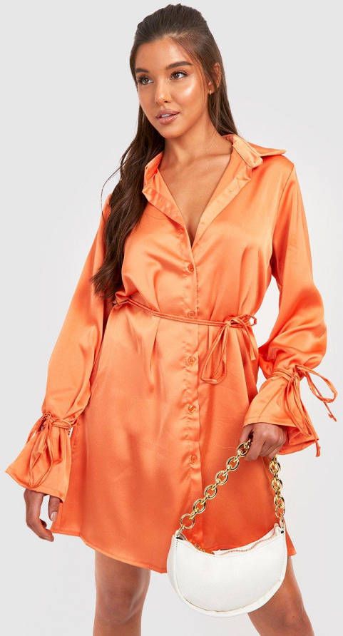 boohoo Satijnen Jurk Met Mouwstrikjes En Taille Blouse, Orange