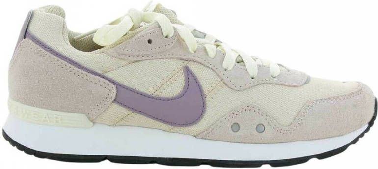 Beige Dames Nike Sneakers online kopen? Vergelijk op Vindjeschoen.nl