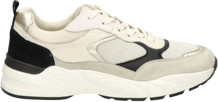 Nelson Koos dad sneakers