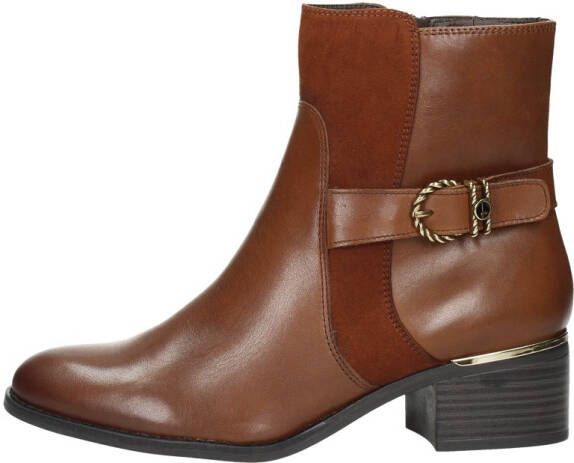 Tamaris Laarsjes met elegante siergesp