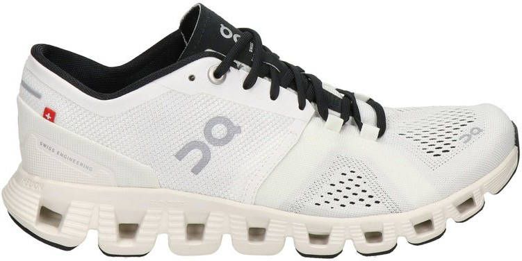 ON Running Cloud X lage sneakers