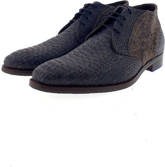 Floris van Bommel De Stapper veterschoen van leer met su&#xE8, de details