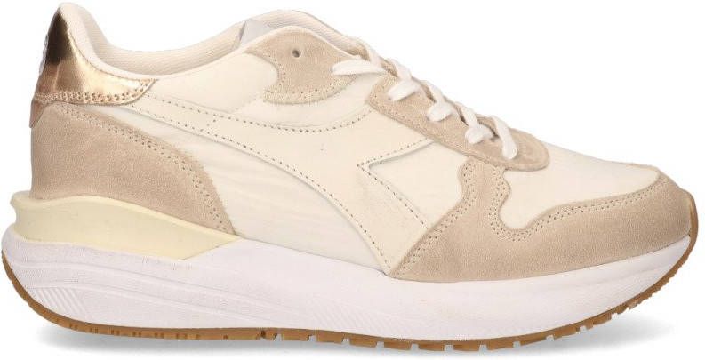 Diadora Venus Dirty sneaker van leer met suè, de details