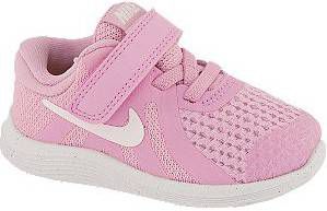 nike schoenen maat 21