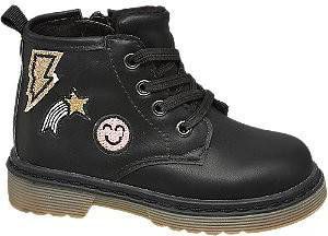 VanHaren Cupcake Couture veterboots met patches zwart - Vindjeschoen.nl