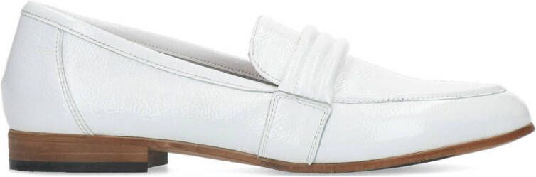 Manfield lakleren loafers off white