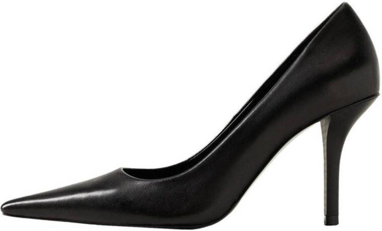 Mango Sonia pump van geitenleer