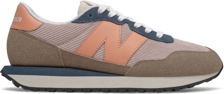 New Balance 237 sneaker met suè, de details