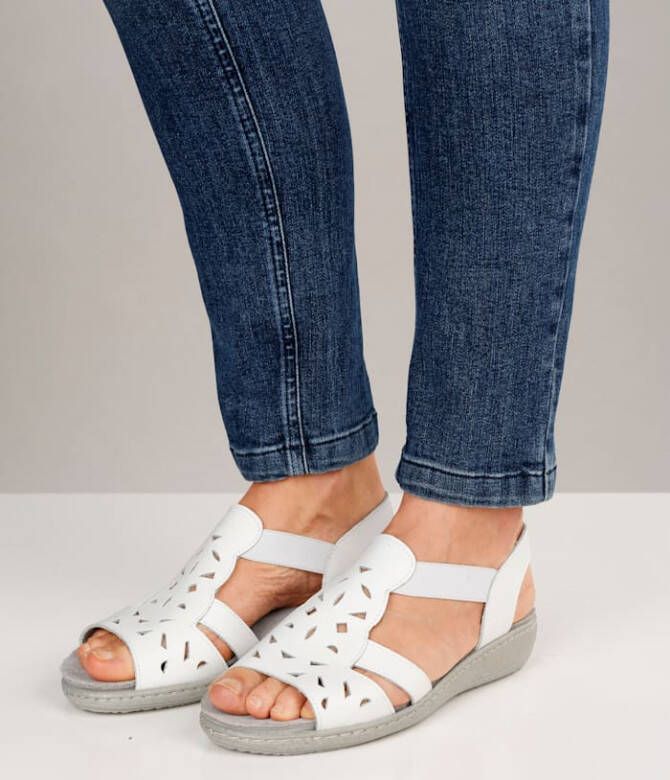 Naturläufer Sandaaltje met elastische inzetten opzij Wit